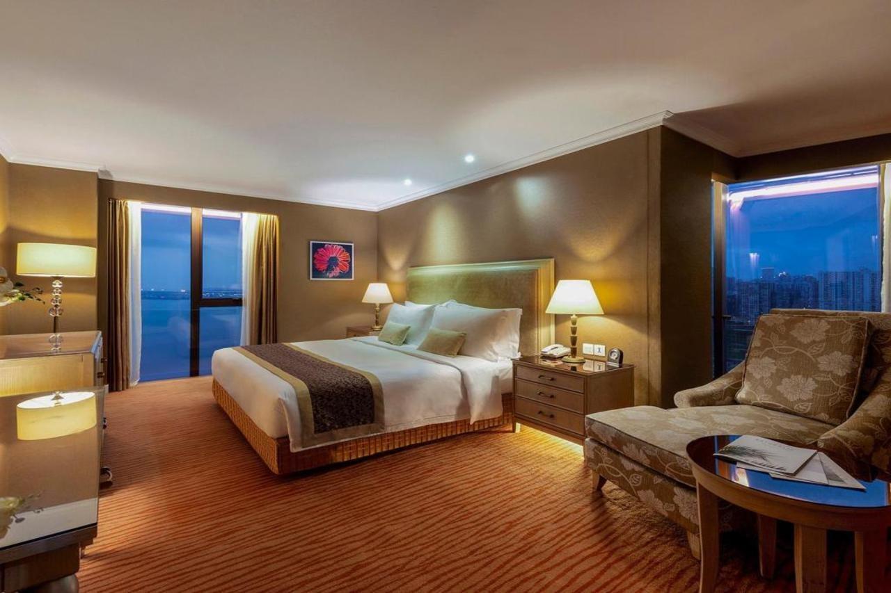 Similan Hotel Zhuhai-Gongbei Port Exteriör bild